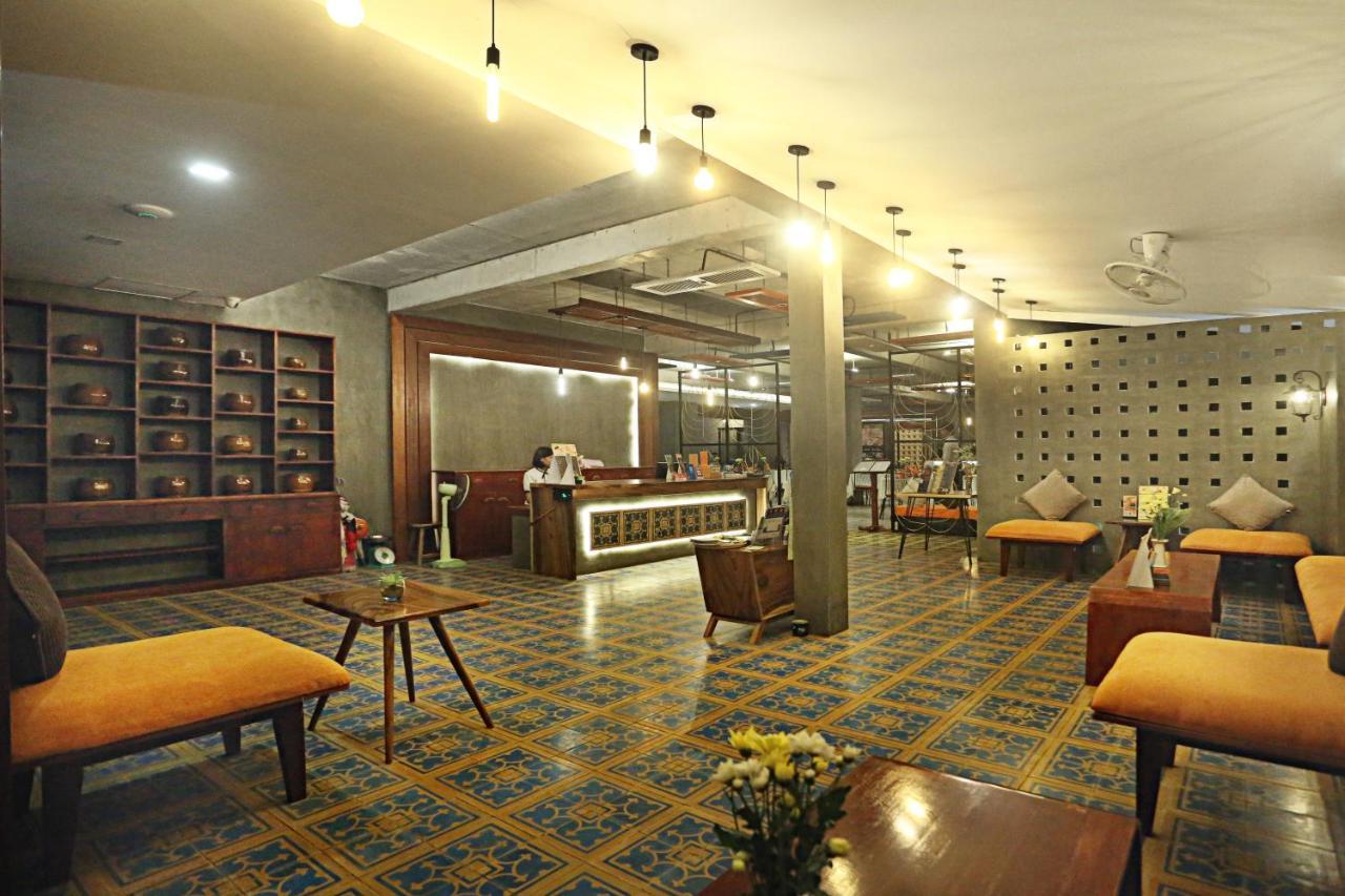 Central Corner Suite Siem Reap Exterior photo